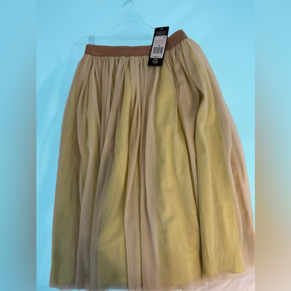 Elegant Yellow and Cream Skirt